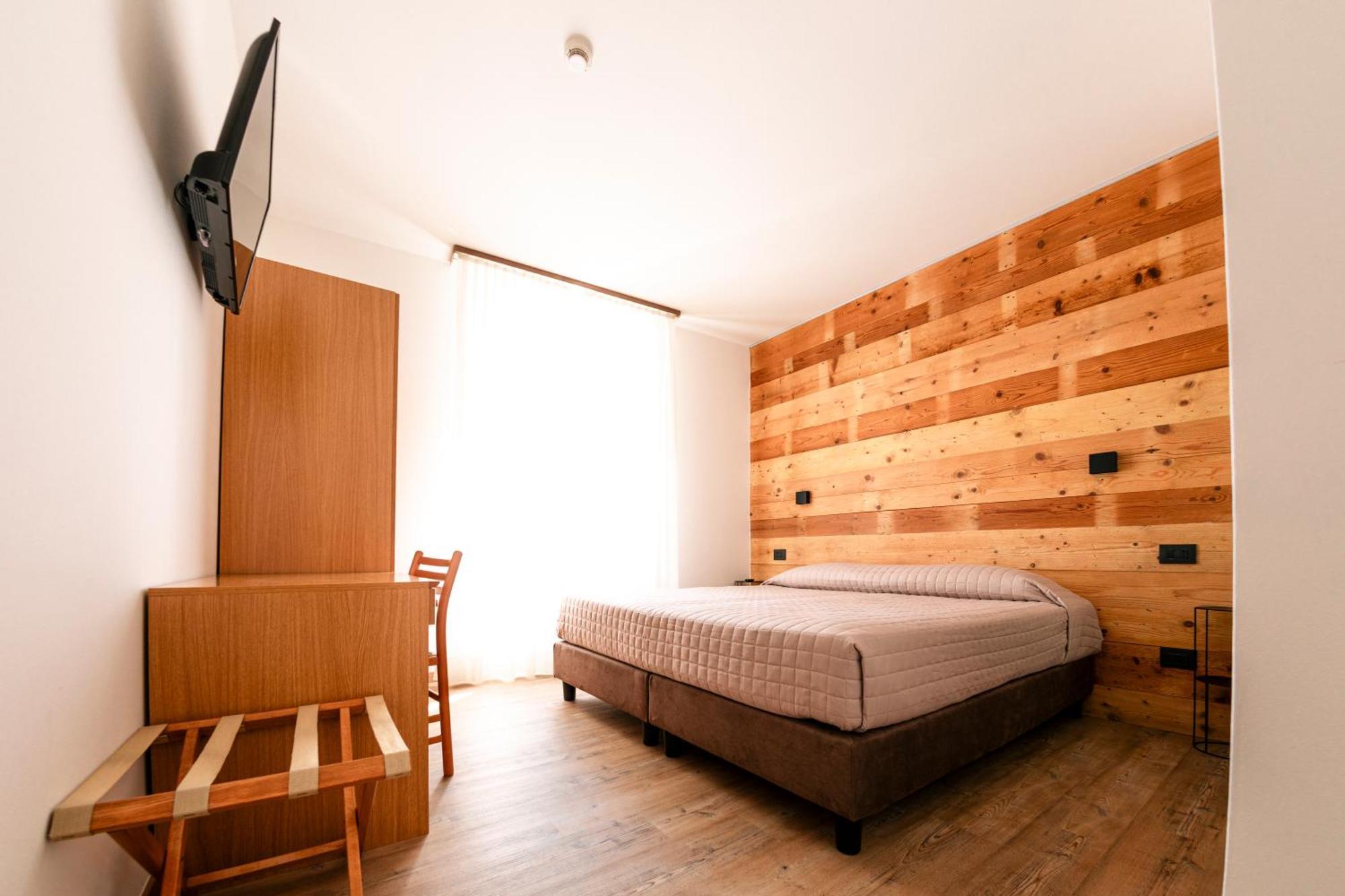 Hotel Vittoria Roncegno Ngoại thất bức ảnh