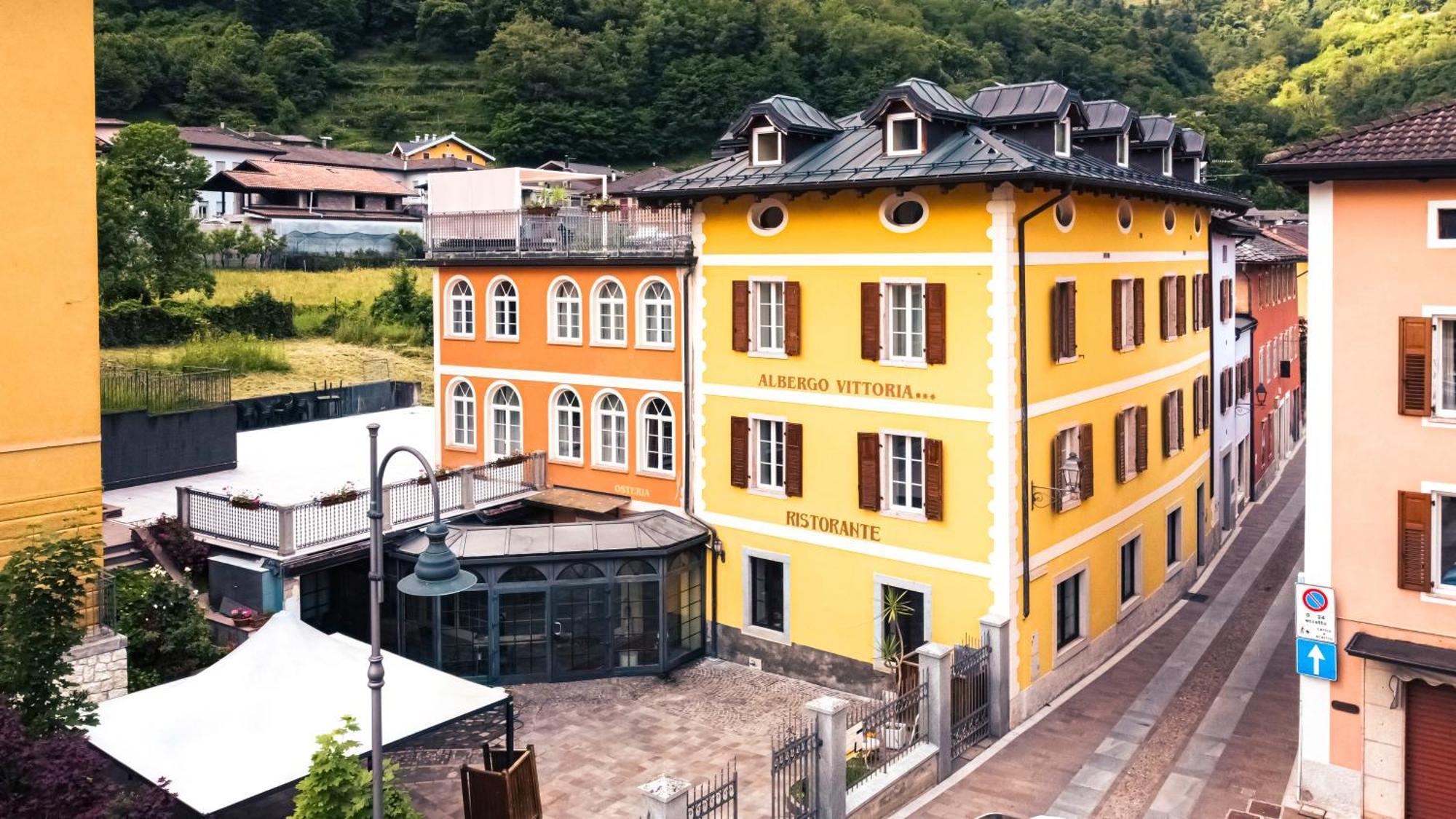Hotel Vittoria Roncegno Ngoại thất bức ảnh