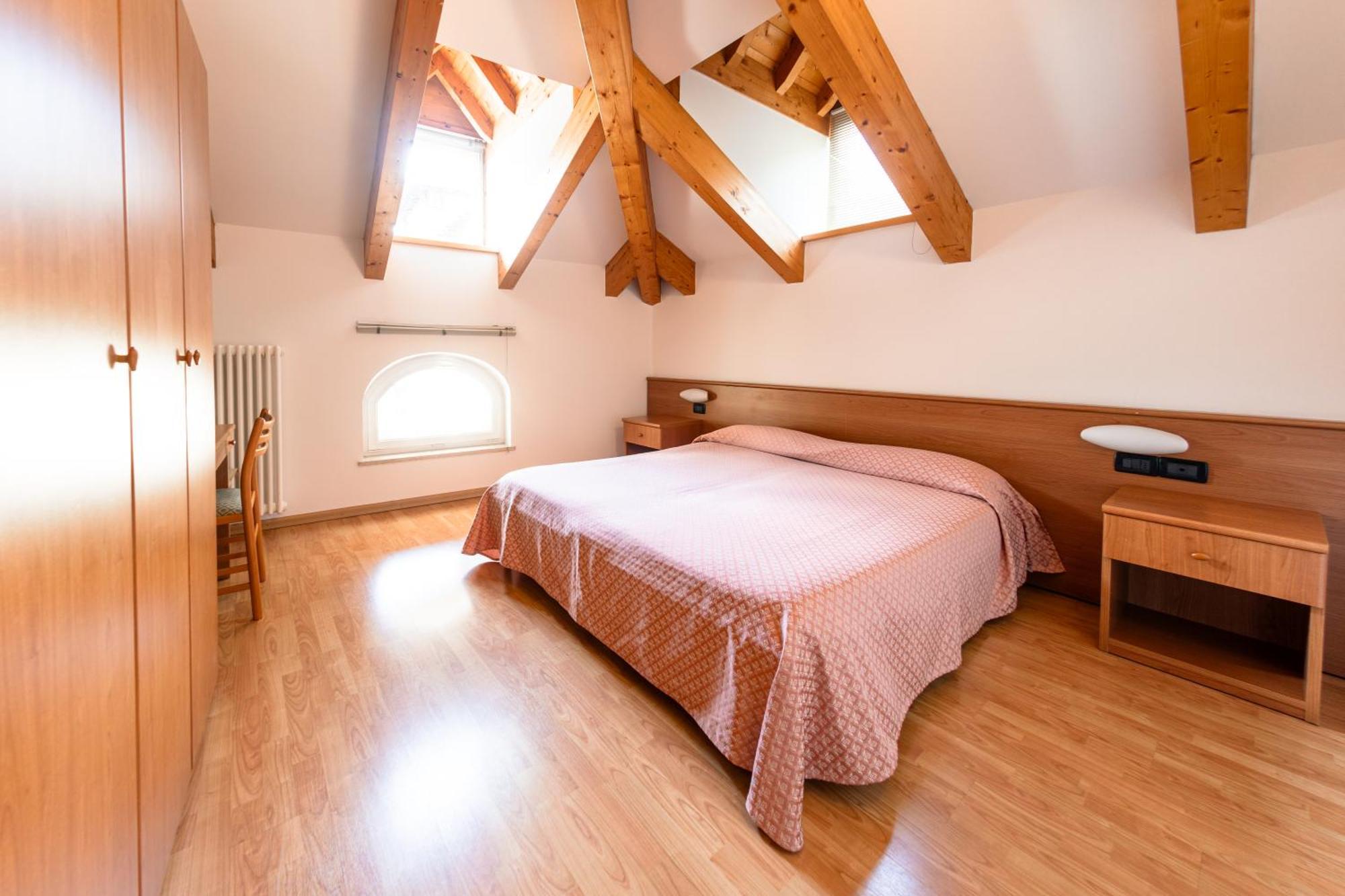 Hotel Vittoria Roncegno Ngoại thất bức ảnh